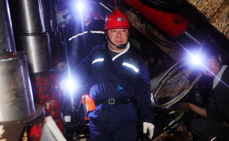 张秉德到峻德矿调研检查工作